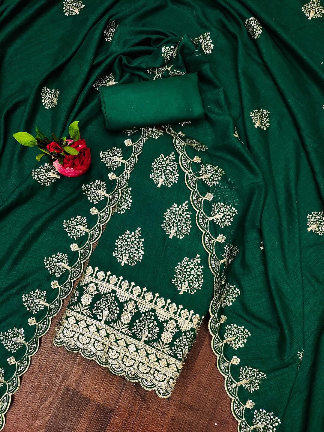 

SAINOOR Floral Embroidered Zari Cotton Unstitched Dress Material, Green