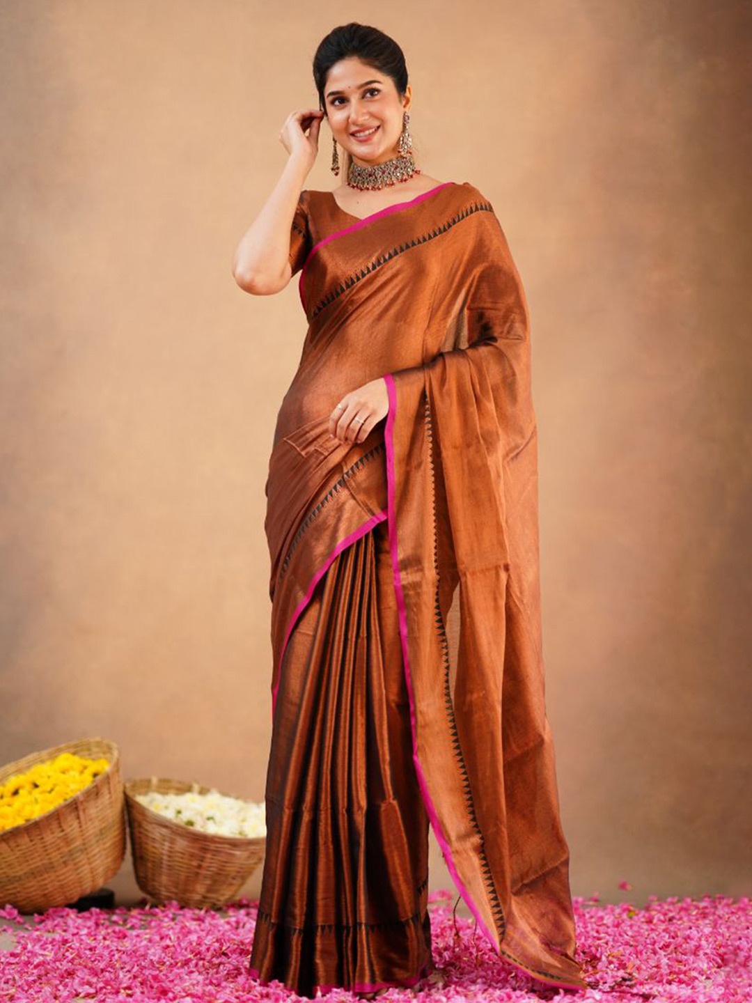 

Sutisancha Handloom Temple Tissue Saree, Copper