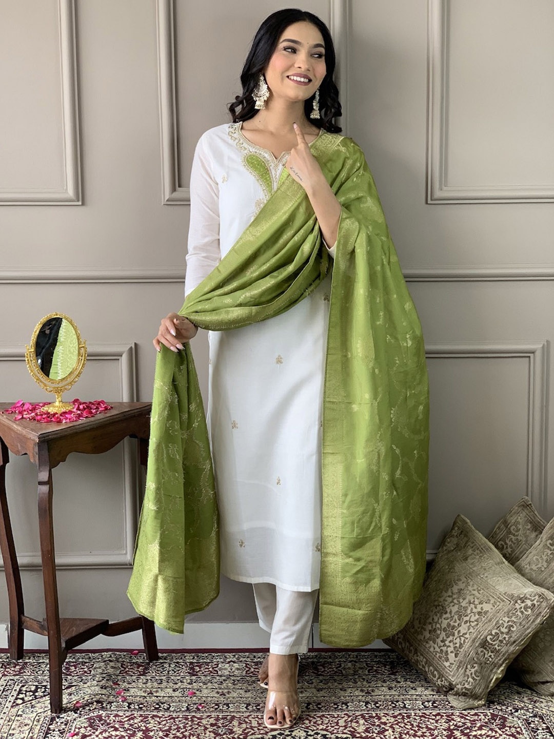 

NIZA FASHION Women Ethnic Motifs Embroidered Regular Kurta with Trousers & With Dupatta, White