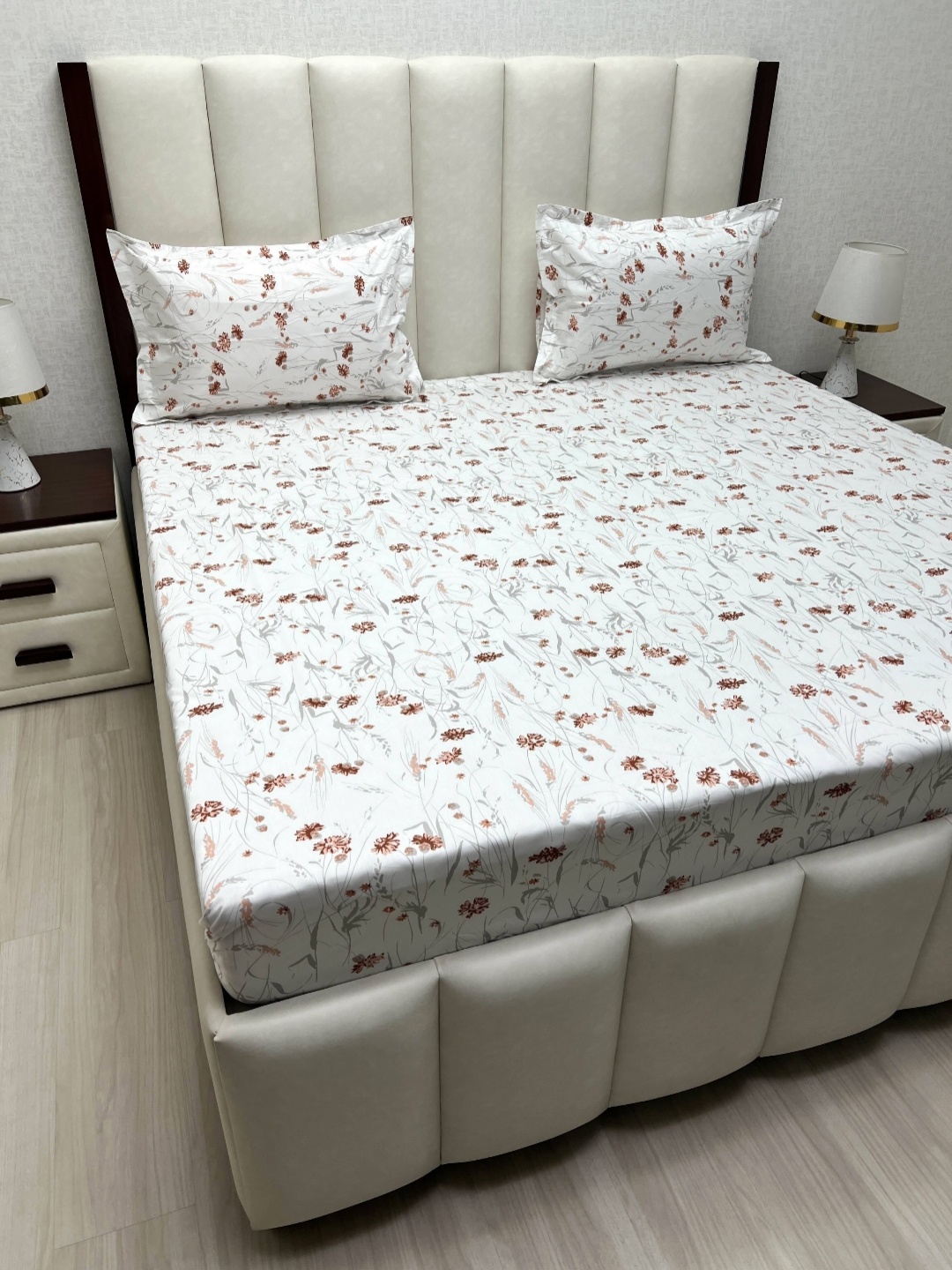 

Pure Decor Mansion White & Brown Printed Pure Cotton 250TC King Bedsheet Set 2.74m x 2.74m