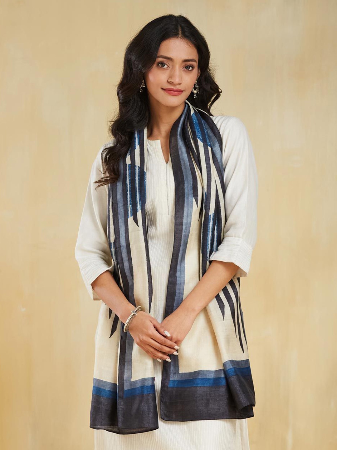 

Fabindia Women Printed Stole, Beige