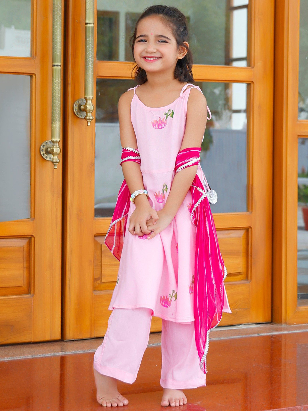 

Thread & Button Girls Prig Pink Suit set