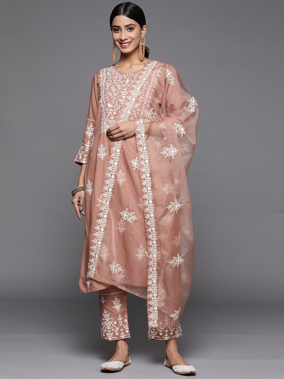 

mimi design Women Regular Thread Work Kurta with Dhoti Pants & With Dupatta, Peach
