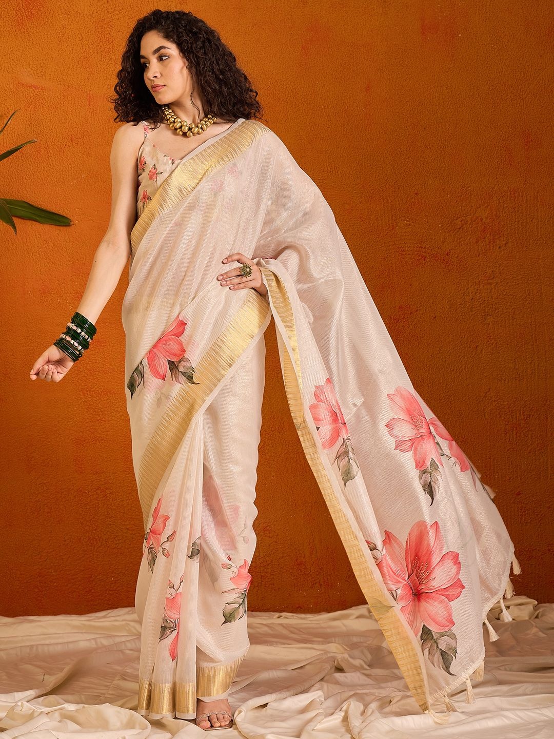 

Mitera Floral Zari Organza Sungudi Saree, Cream