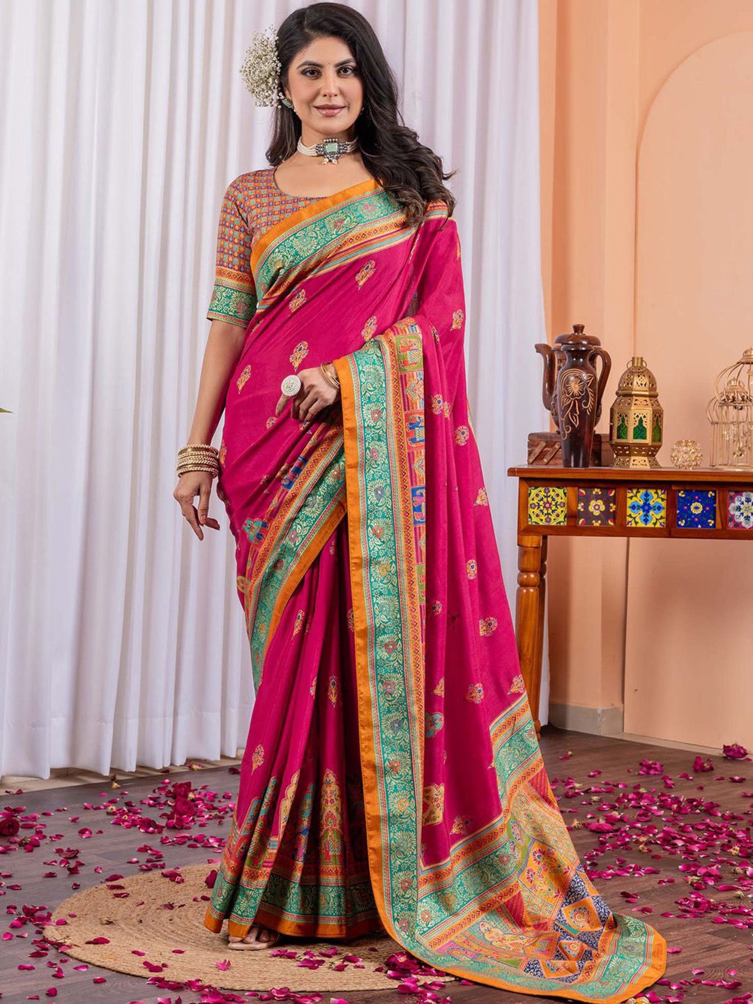 

Anouk Ethnic Motifs Silk Blend Saree, Pink