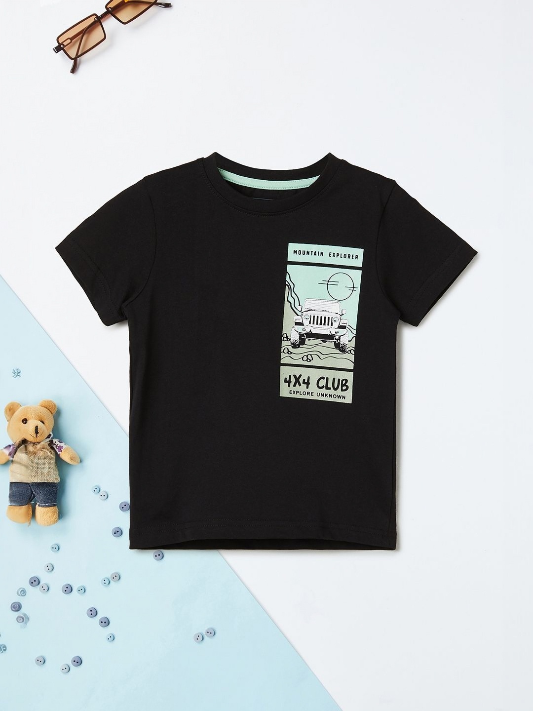 

max Boys Printed Applique T-shirt, Black