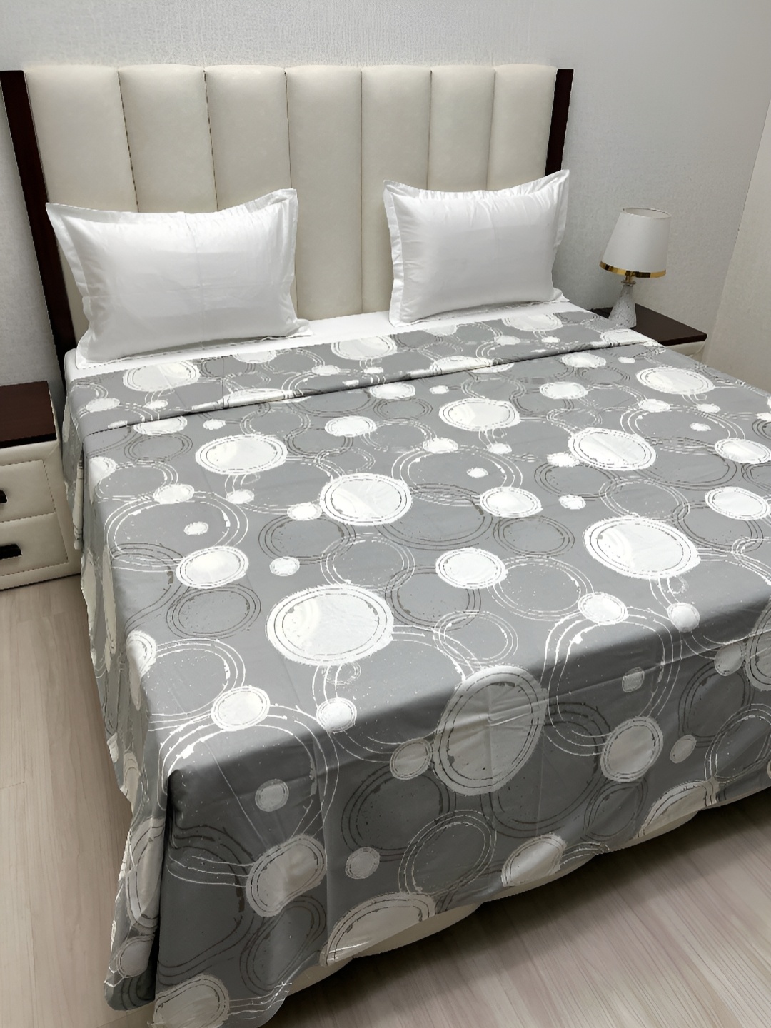 

Pure Decor Grey & White Printed Pure Cotton Super King Duvet Cover