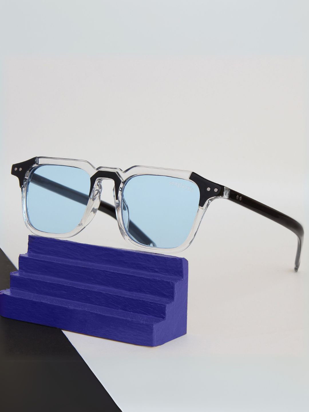 

SUNGLASSIC Unisex Kingsman Clear Blue Square Sunglasses