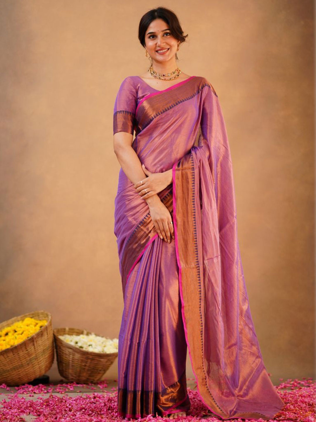 

Sutisancha Handloom Temple Tissue Saree, Pink