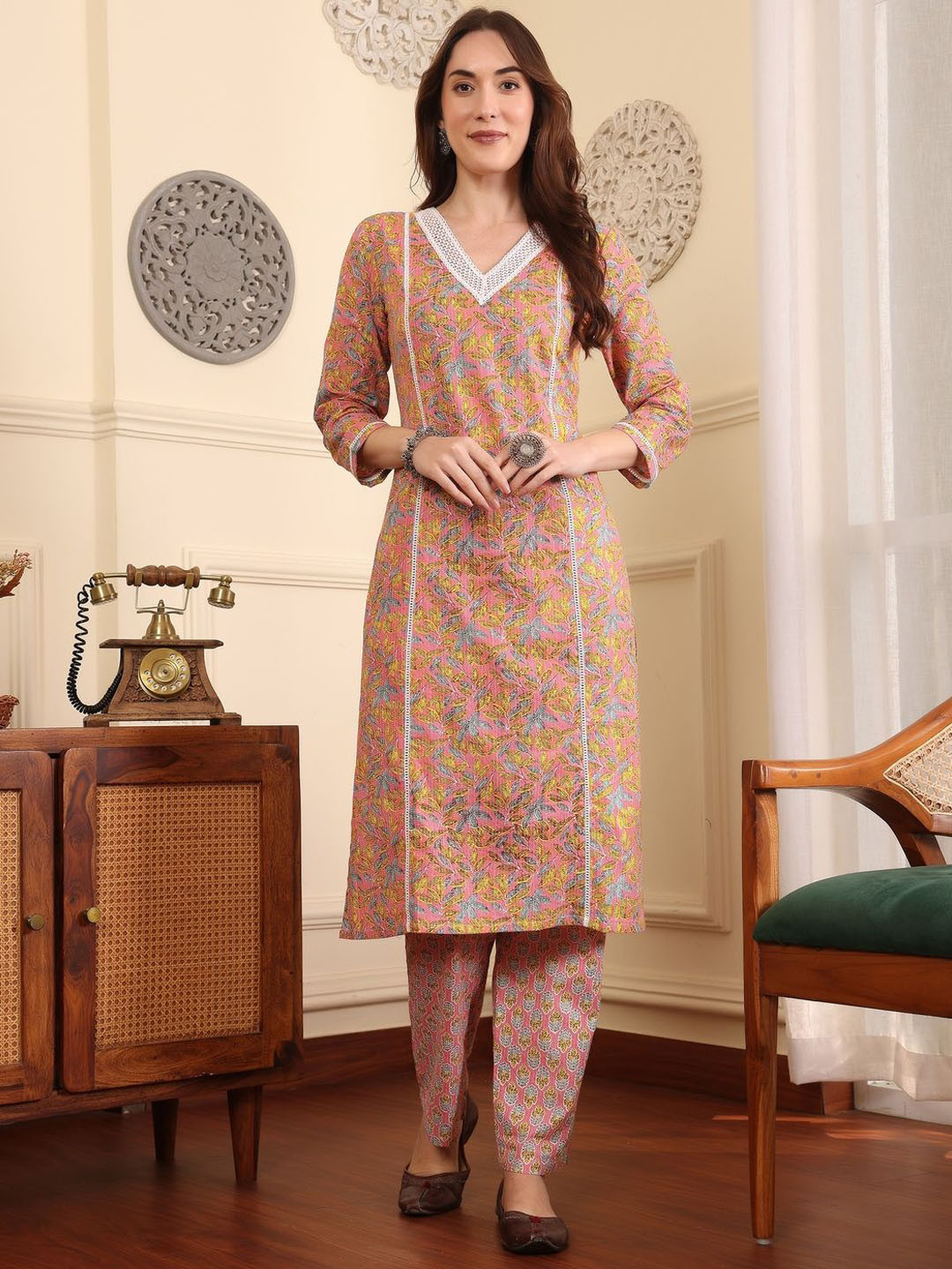 

ADORNIA Floral Printed V- Neck Lace Pure Cotton Straight Kurta & Trousers, Peach