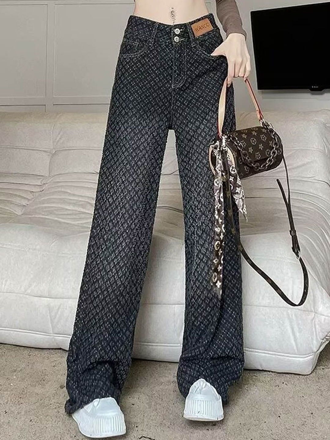 

StyleCast Women Slash Knee Jeans, Black