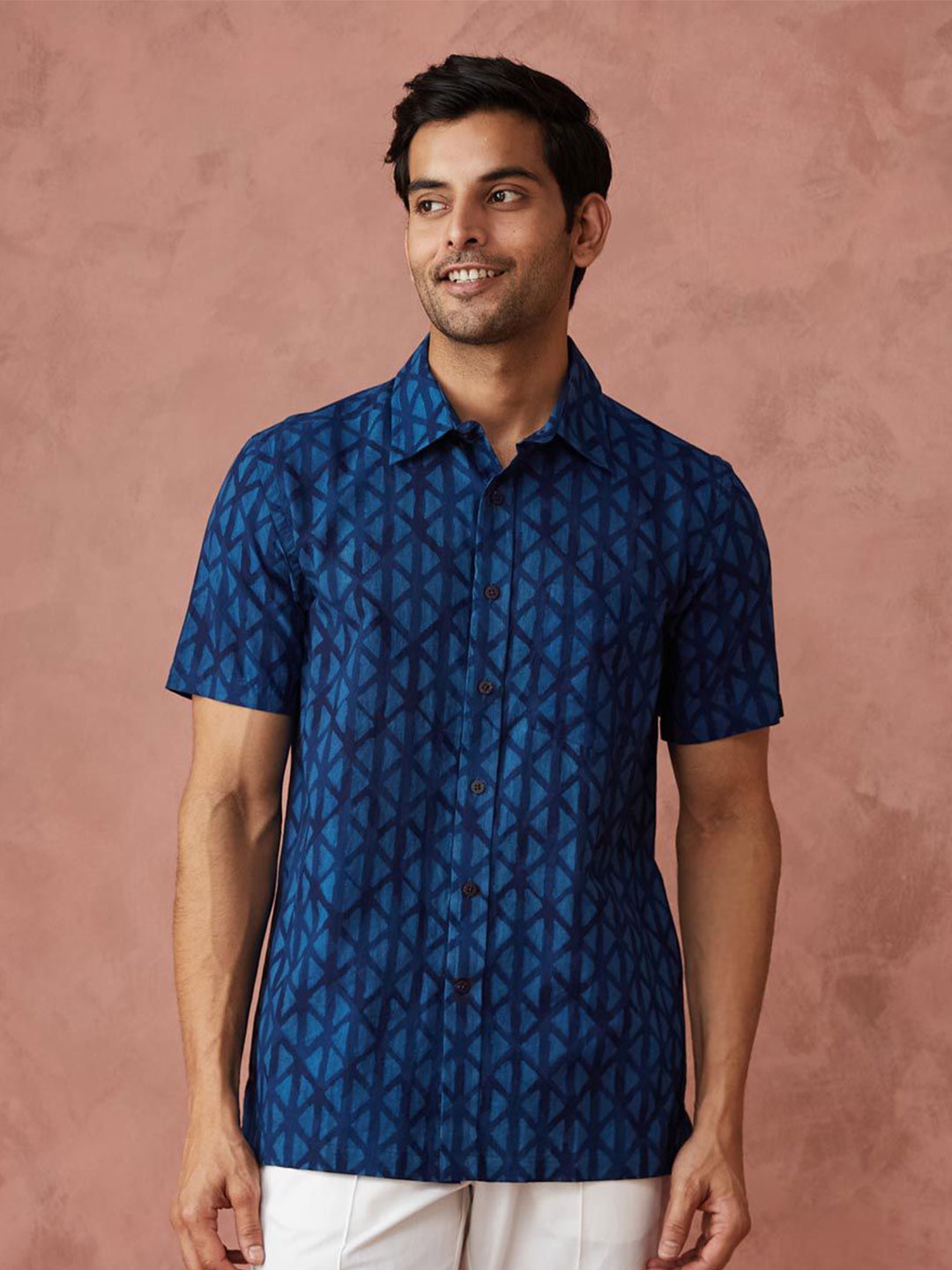 

Fabindia Men Opaque Printed Casual Shirt, Blue