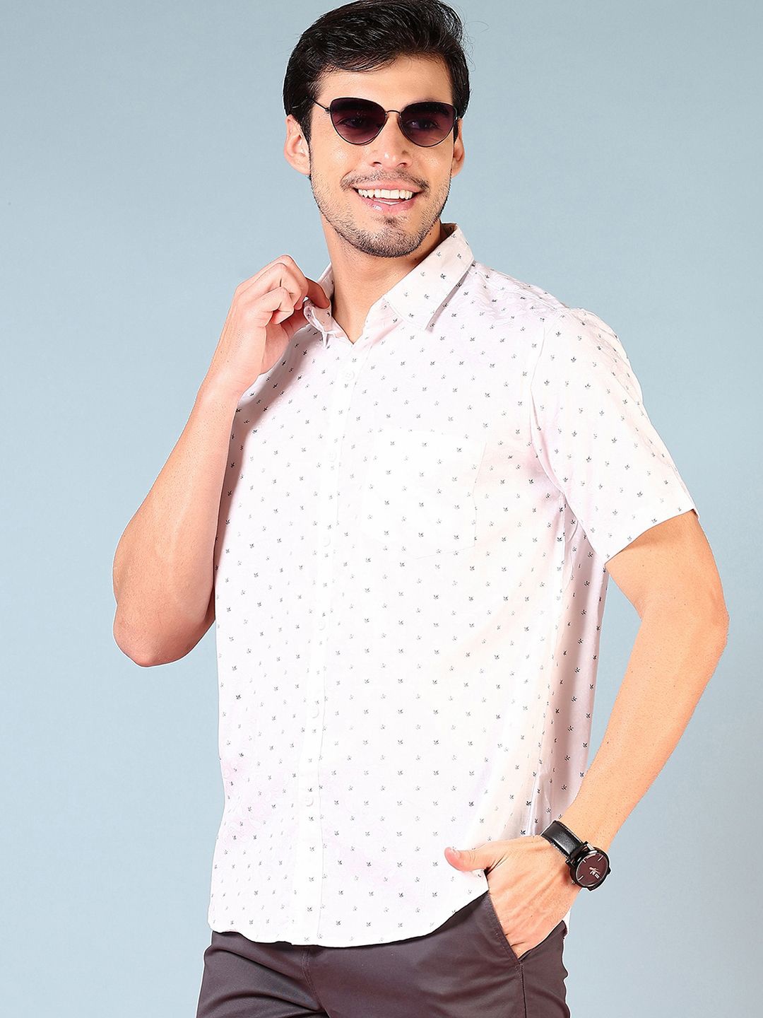 

V-Mart Men Opaque Printed Casual Shirt, White