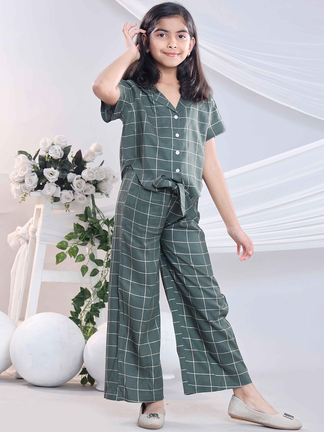 

misbis Girls Checked Shirt Collar Shirt With Trousers, Green