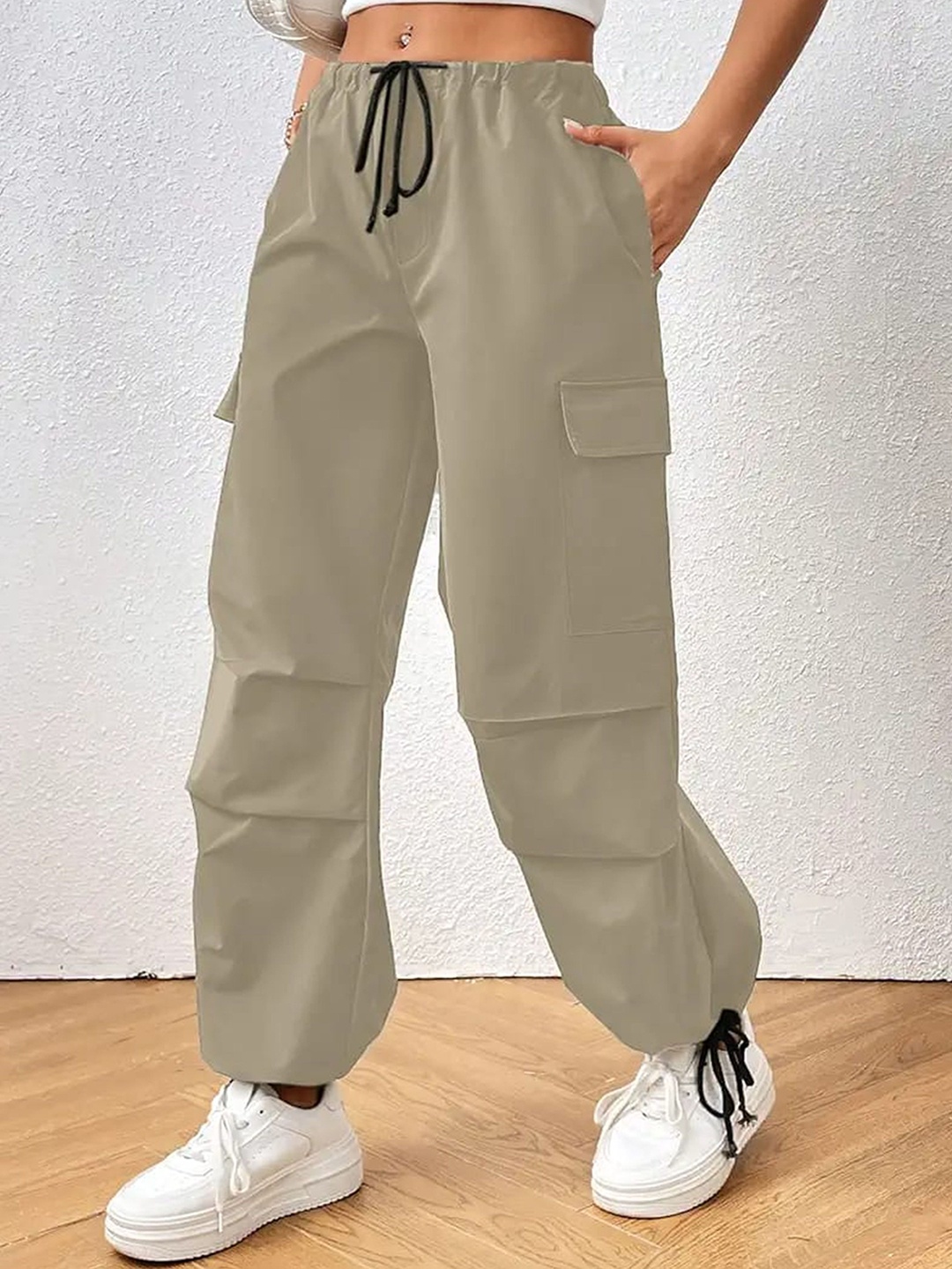 

Fashion2wear Women Loose Fit High-Rise Wrinkle Free Pleated Cargos Trousers, Beige