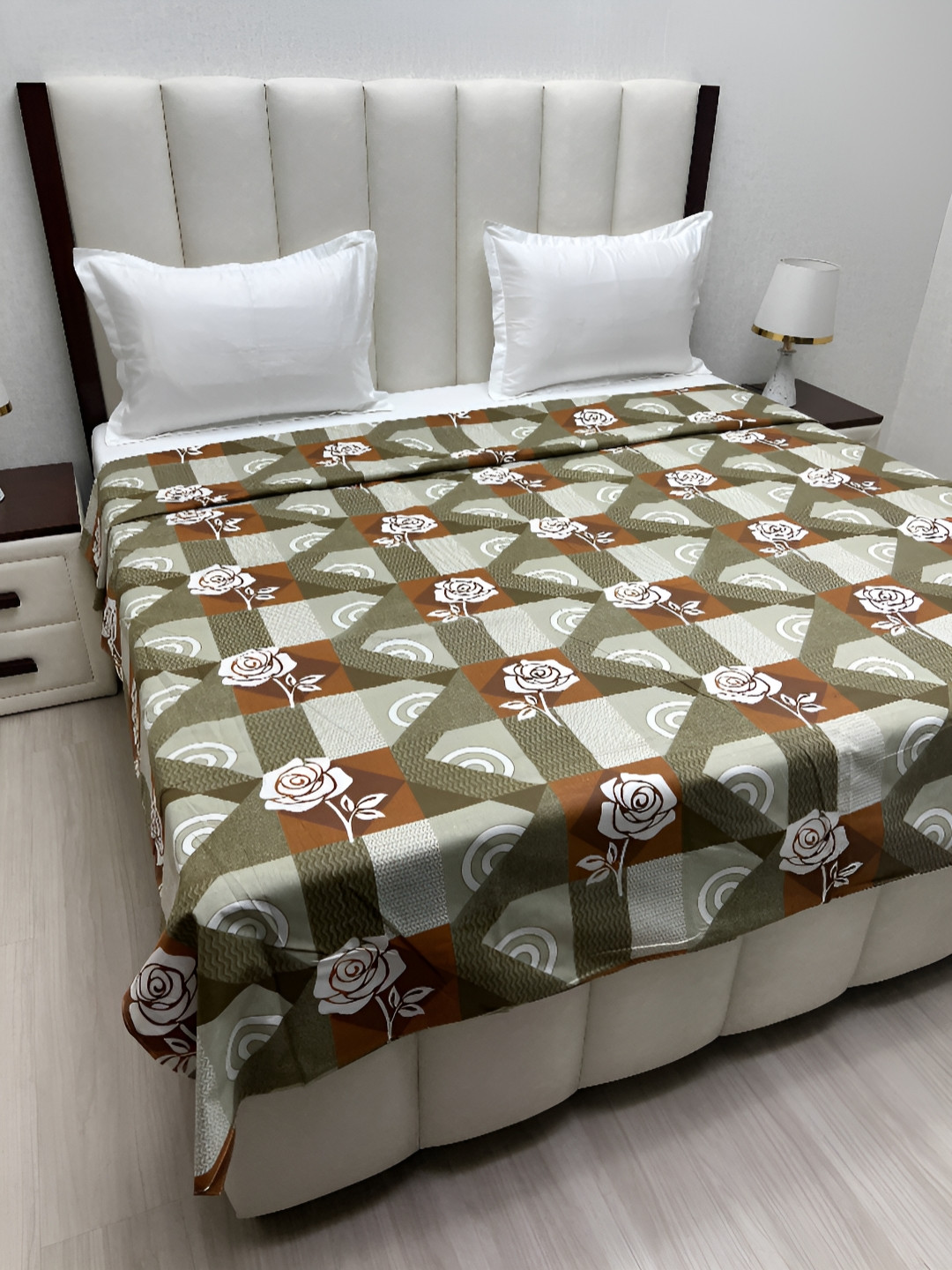 

Pure Decor Green & Brown Floral Printed Pure Cotton 260 TC King Size Duvet Cover