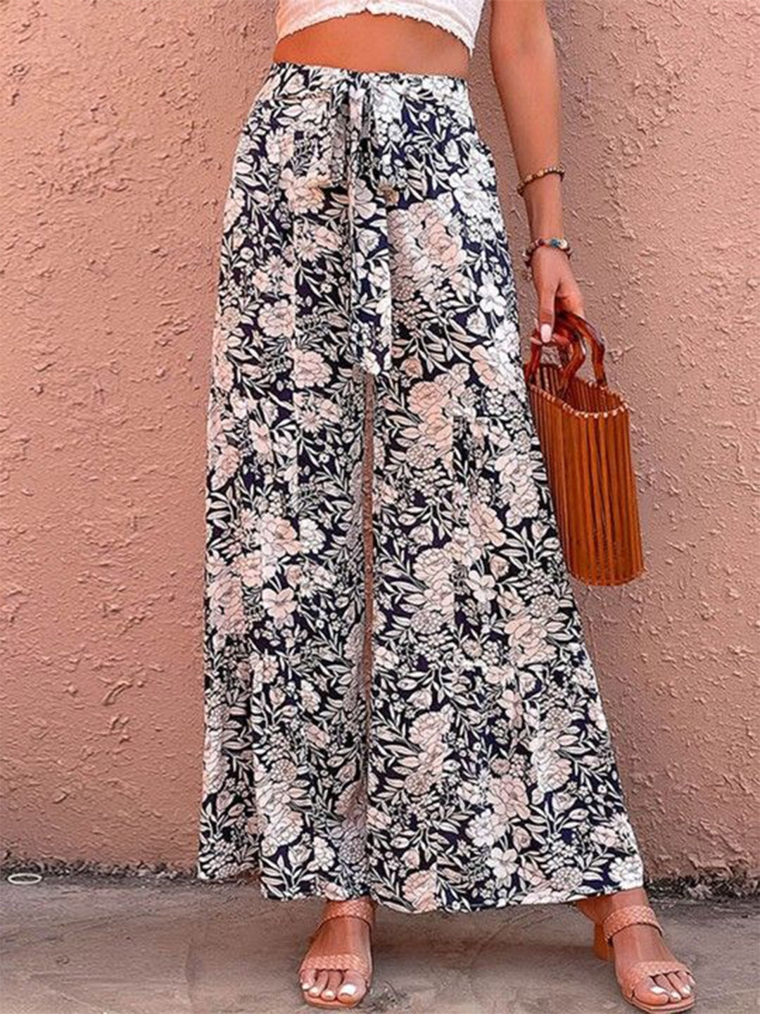 

HERE&NOW Women Floral Printed Flared Palazzos, Black