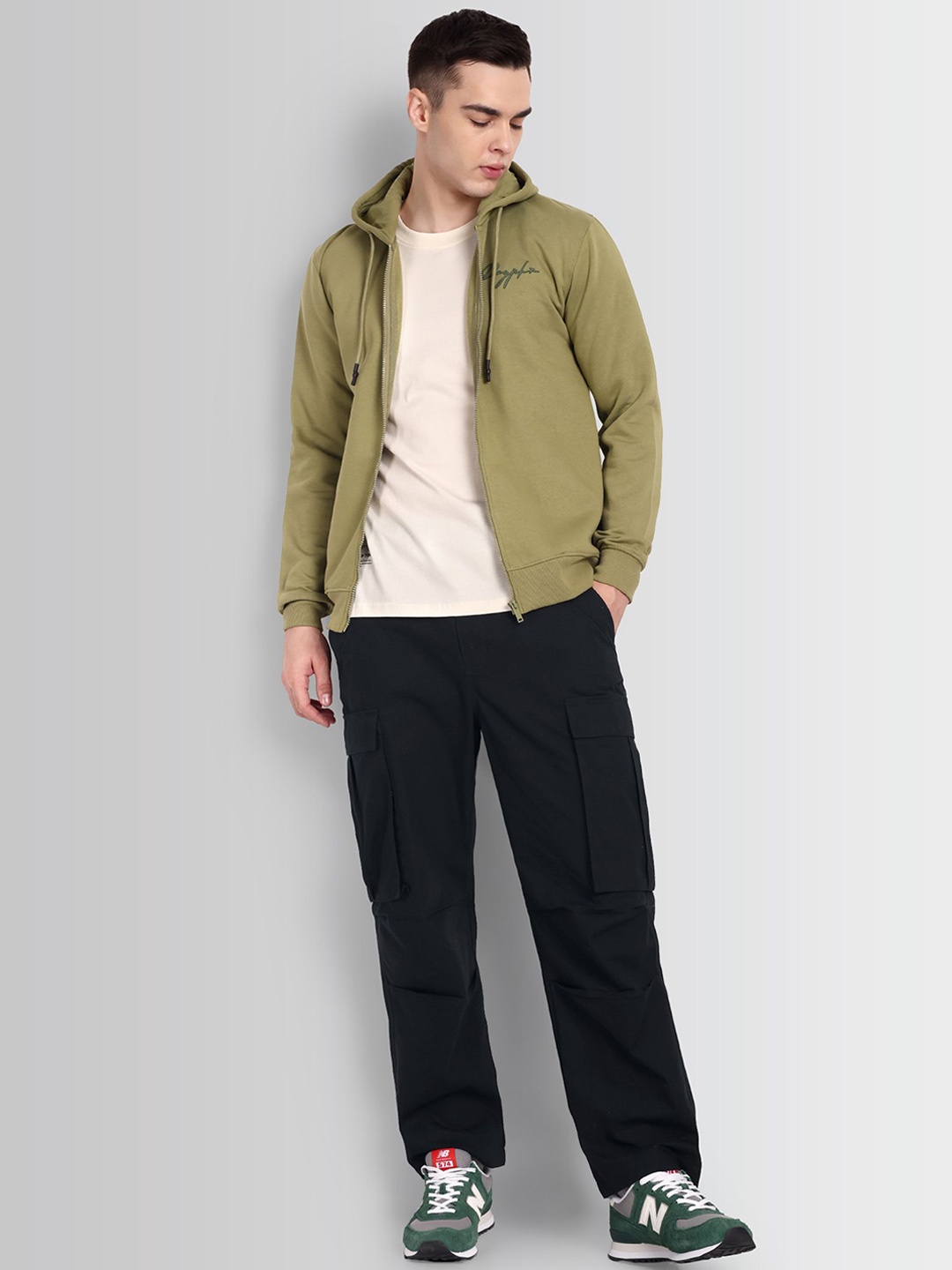 

DCYPHR Men Cargos Cotton Track Pants, Black
