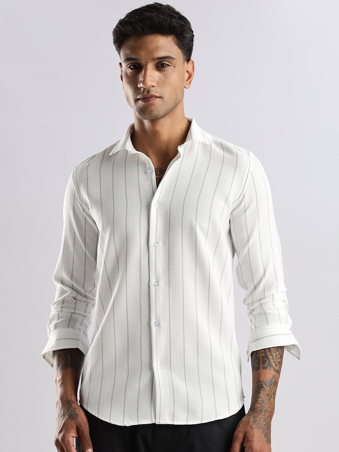 

THE BEETEL HOUSE Men Air Like Linen Stripes Regular Slim Fit Casual Shirt, White