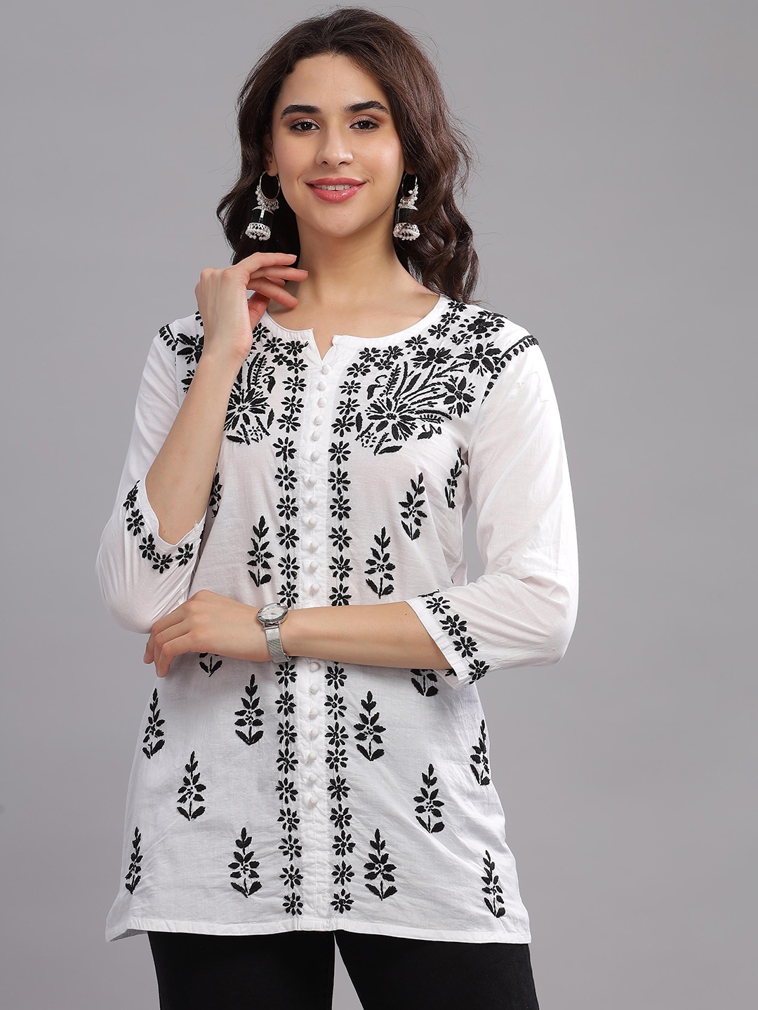 

Club Loom Floral Chikankari Embroidered Pure Cotton Straight Kurti, White