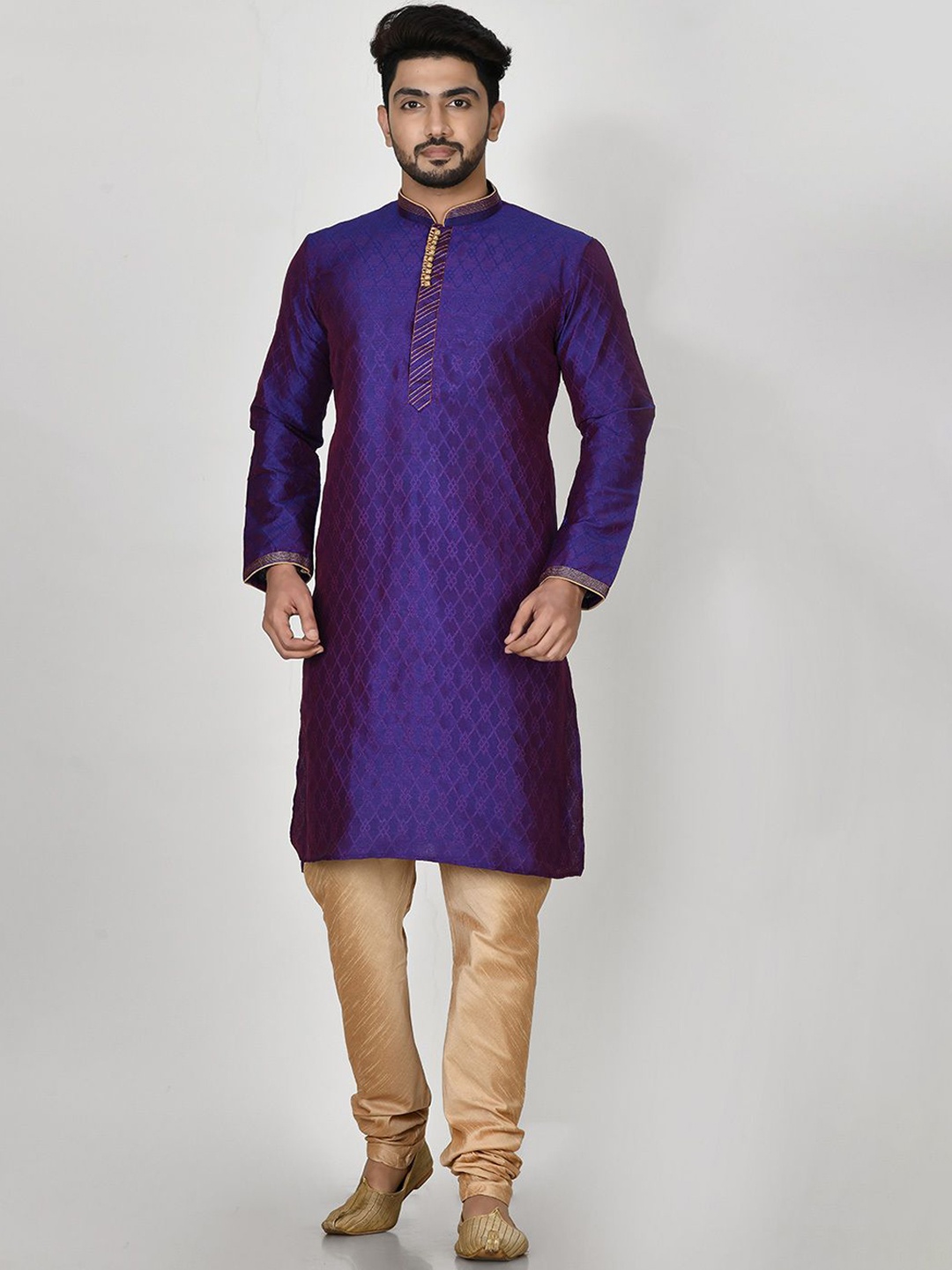

RANAK Geomteric Woven Design Mandarin Collar Straight Kurta, Blue