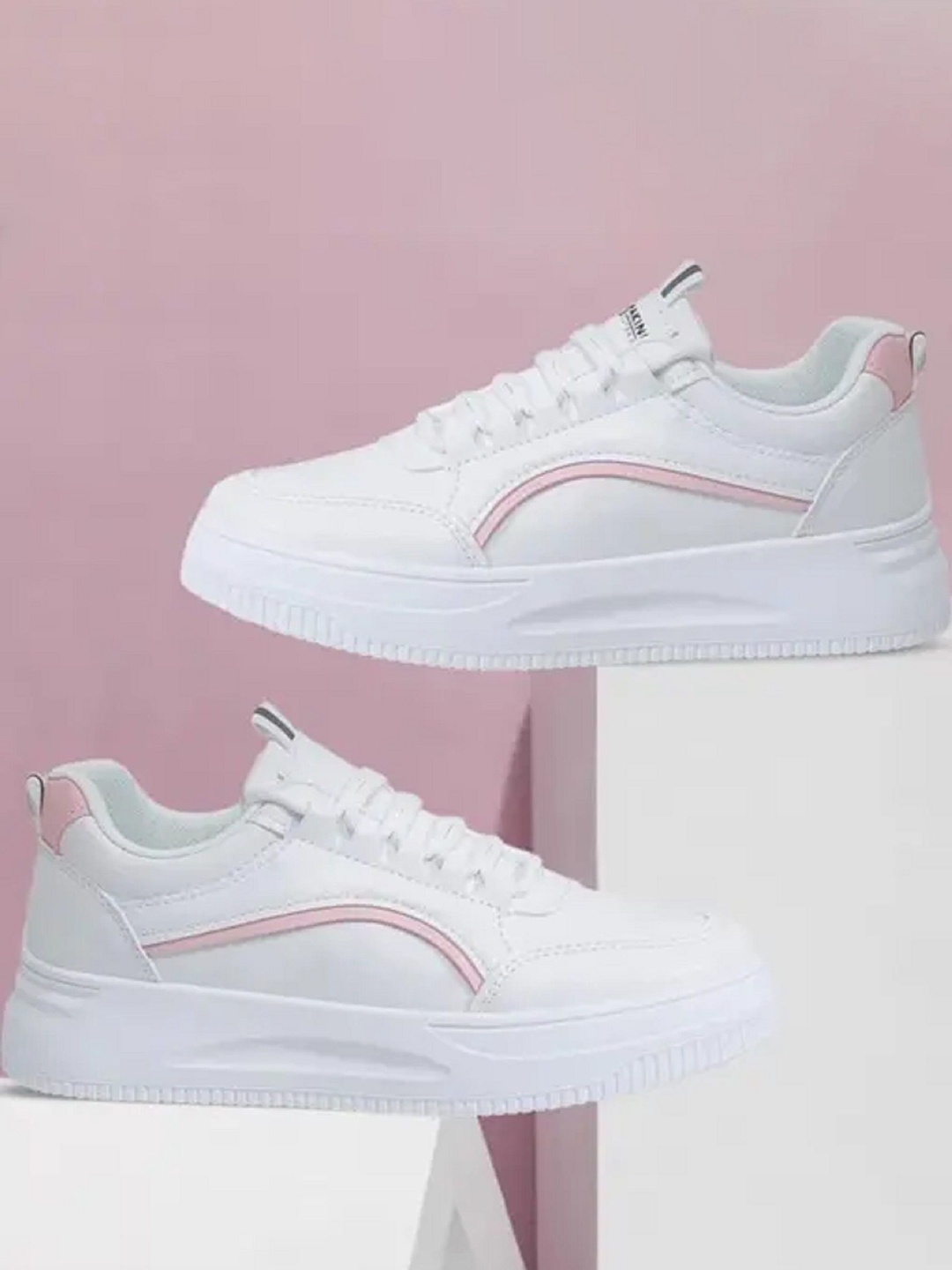 

TERFILL Women Friends Sneakers, White
