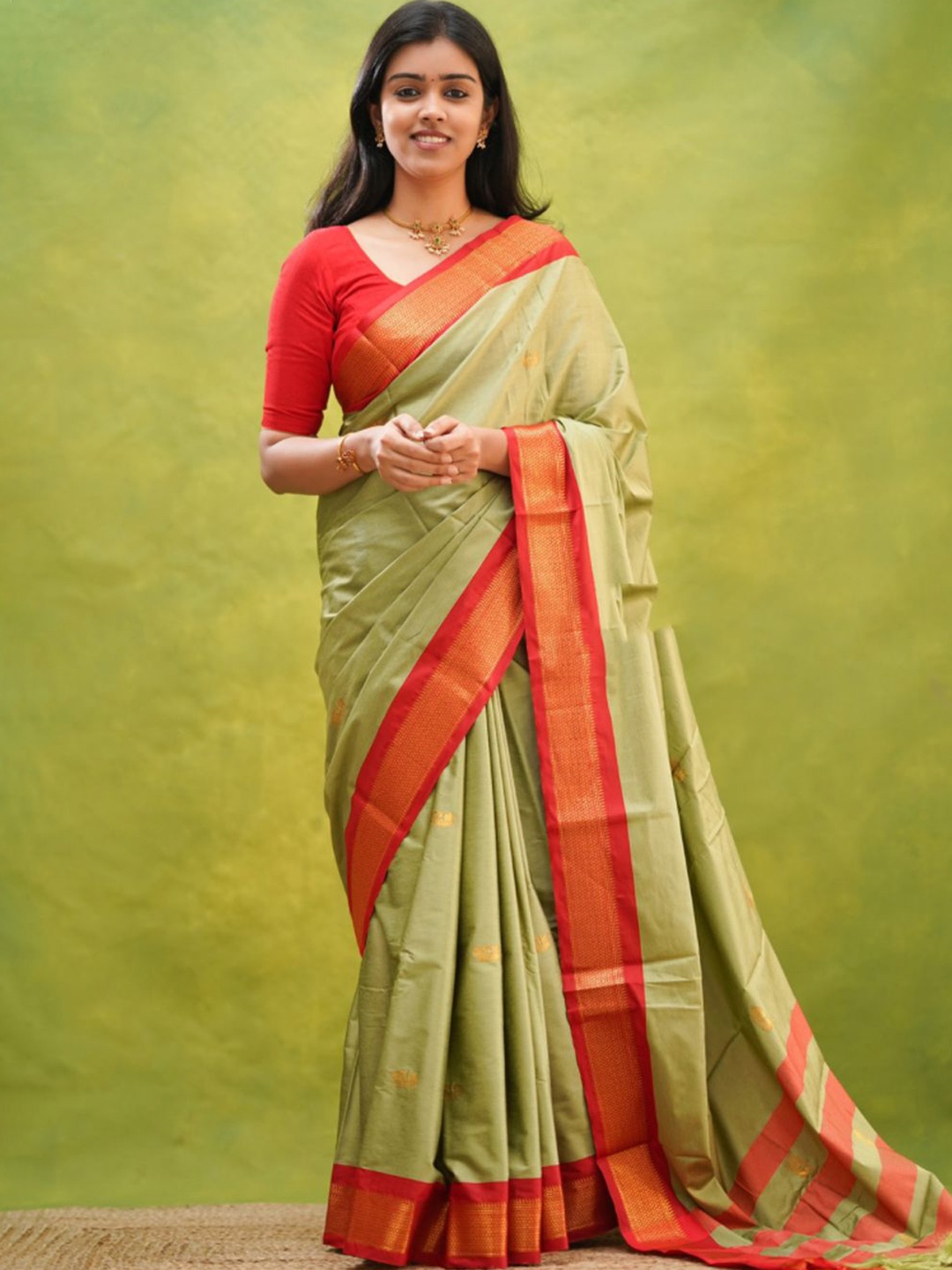 

SILKWEAR Ethnic Motifs Zari Silk Cotton Kanjeevaram Saree, Olive