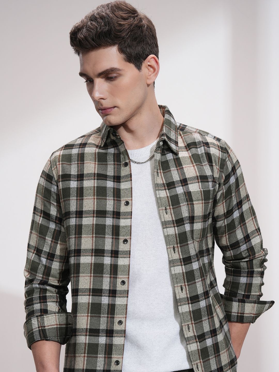 

HIGHLANDER Men Slim Fit Opaque Checked Casual Shirt, Beige