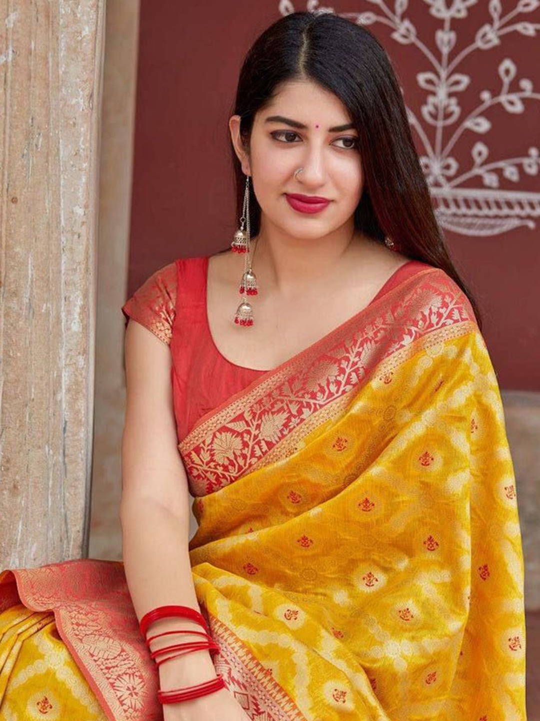 

ZIBLON Woven Design Zari Silk Blend Kanjeevaram Saree, Yellow