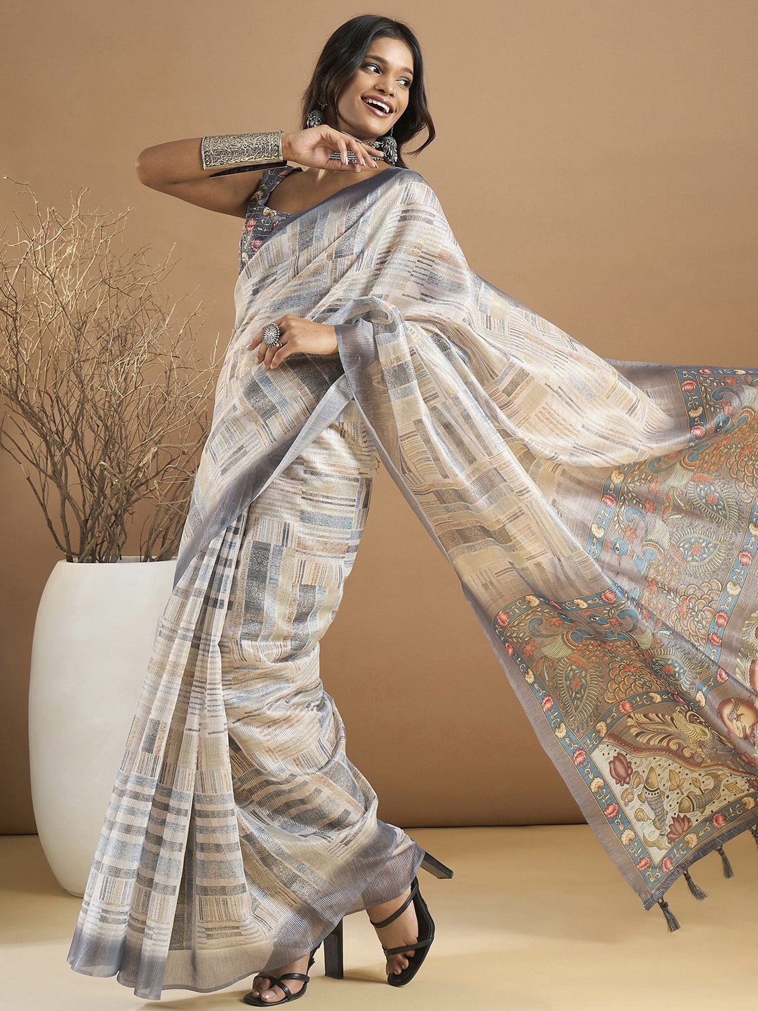 

Anouk Rustic Zari Organza Block Print Saree, Off white