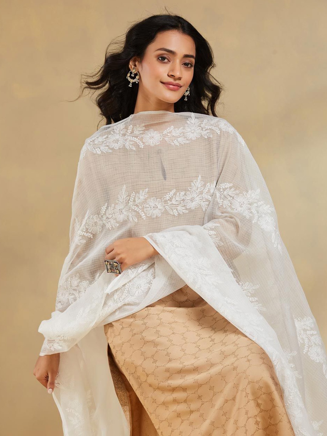 

Fabindia Floral Embroidered Cotton Silk Dupatta With Chikankari, White