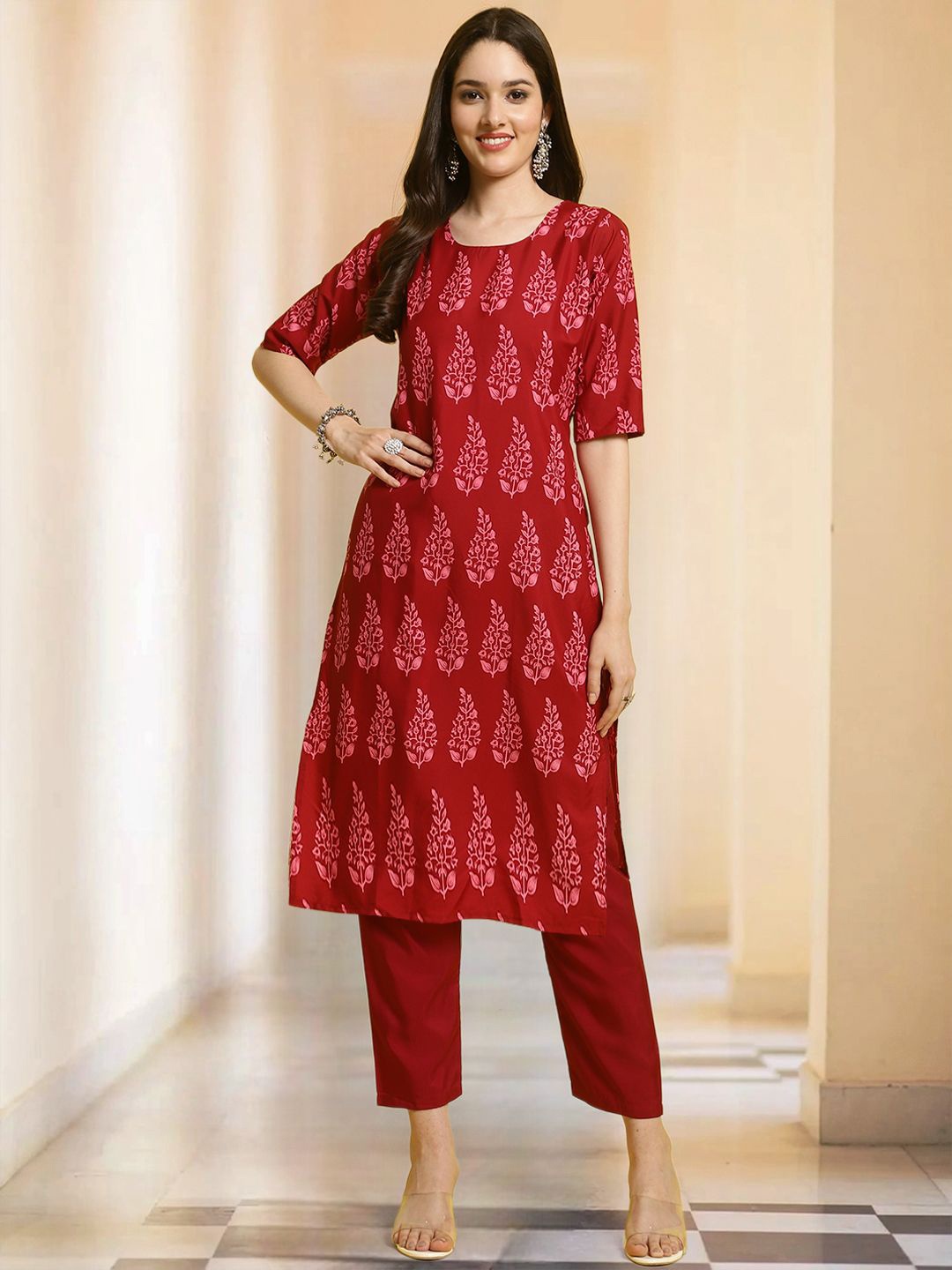 

Moda Rapido Floral Printed Round Neck Straight Kurta With Trousers, Red