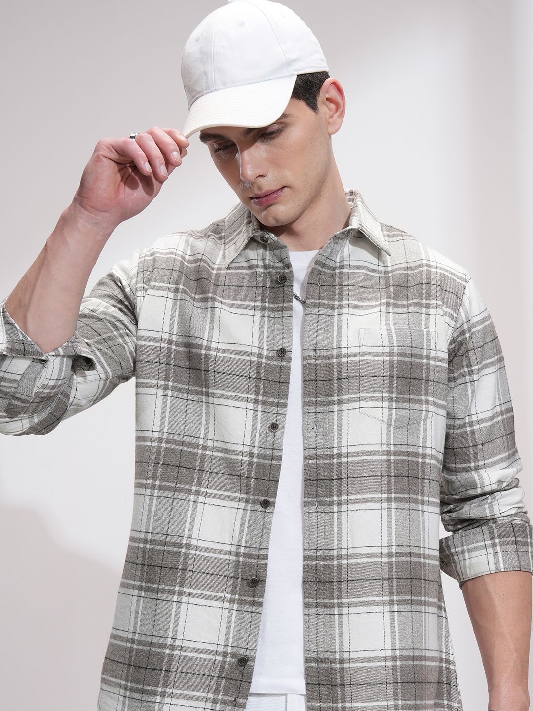 

HIGHLANDER Men Slim Fit Opaque Checked Casual Shirt, Khaki