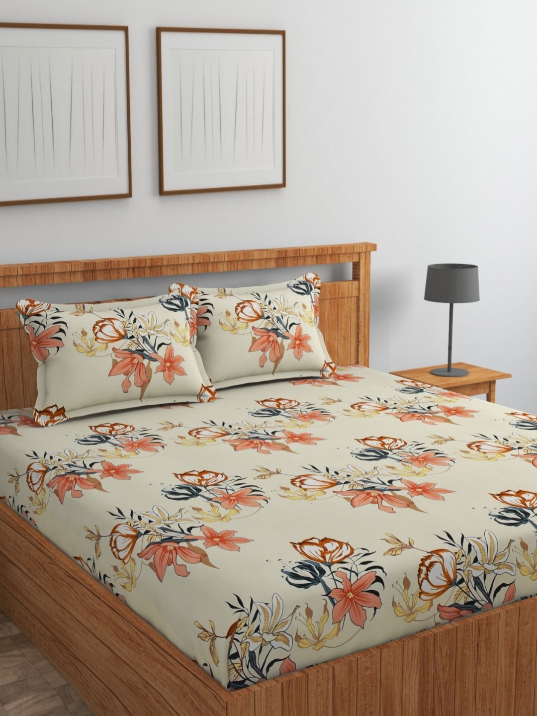 

VOMZER Cream and Brown Printed Pure Cotton 210TC Fitted Queen Bedsheet Set - 1.82m x 1.82m