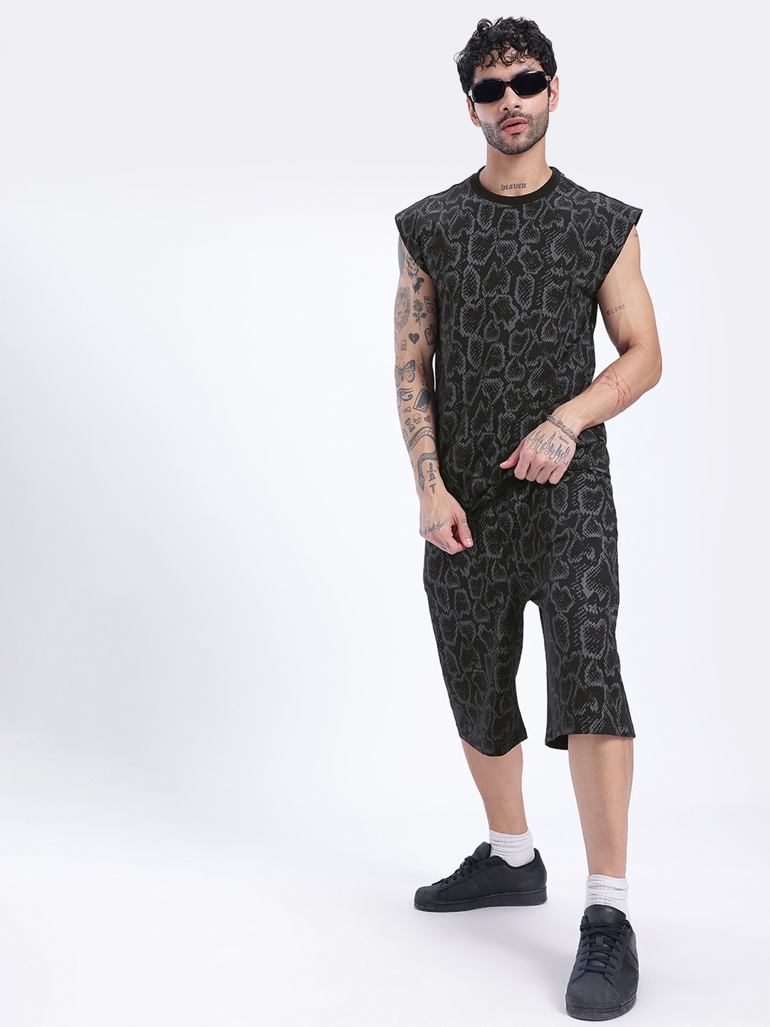 

glitchez Comfort Drip Snake Print Oversized Co-Ords, Black