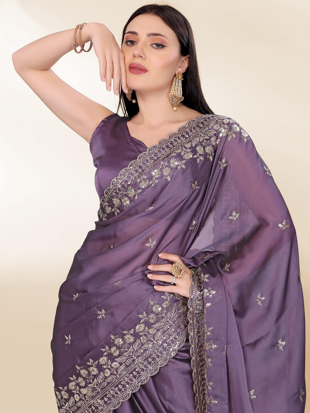 

VAIRAGEE Ethnic Motifs Sequinned Designer Saree, Lavender