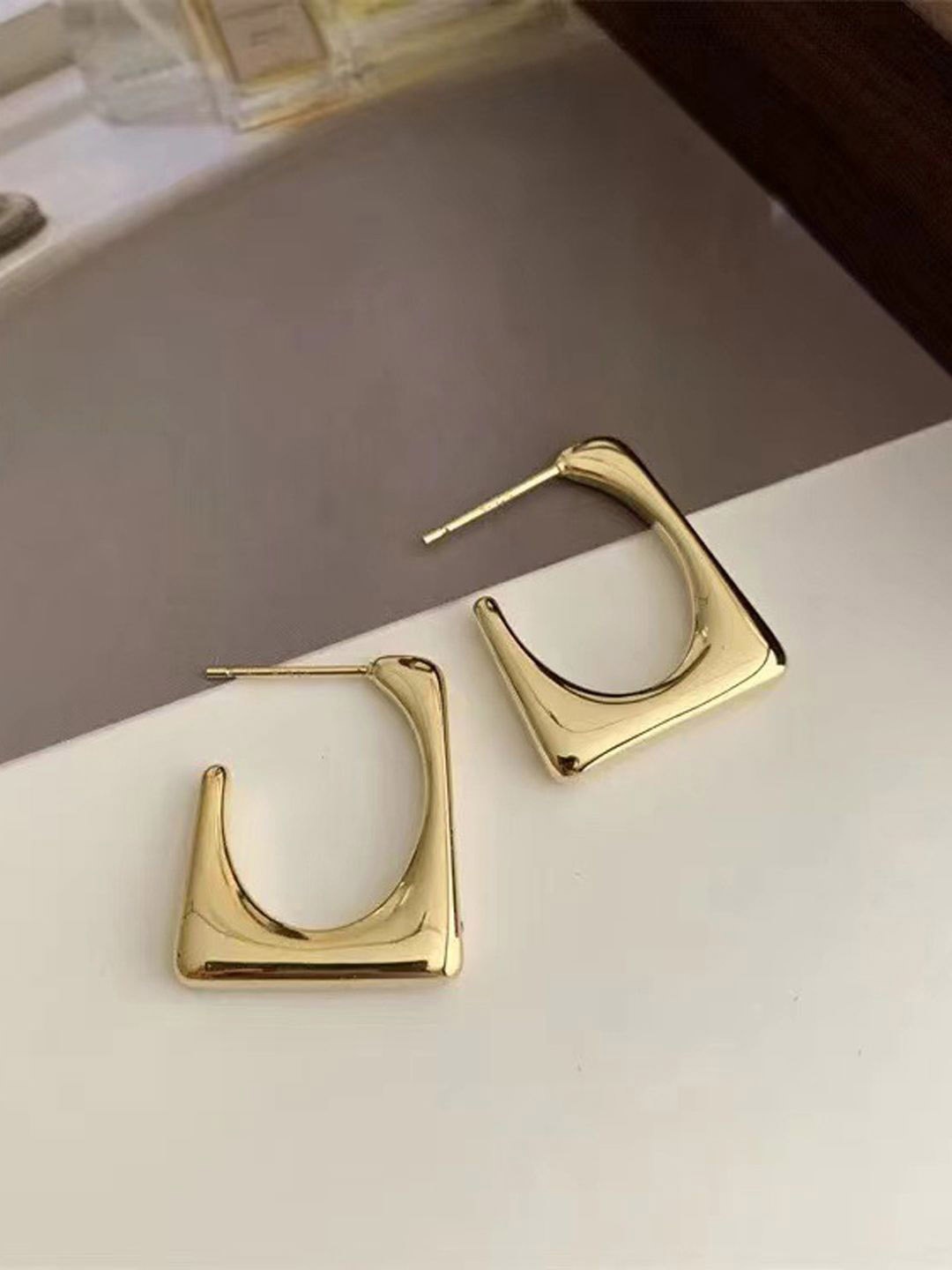 

VAGHBHATT Gold-Plated Open Square Shaped Half Hoop Earrings