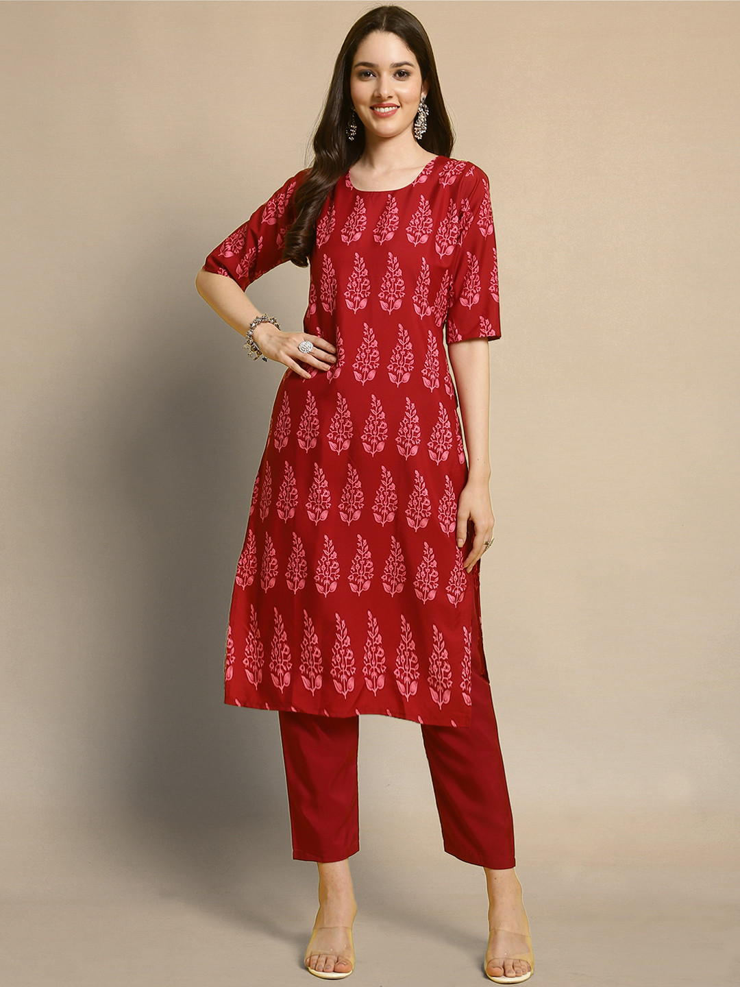 

Moda Rapido Ethnic Motifs Printed Round Neck Straight Kurta With Trousers, Red