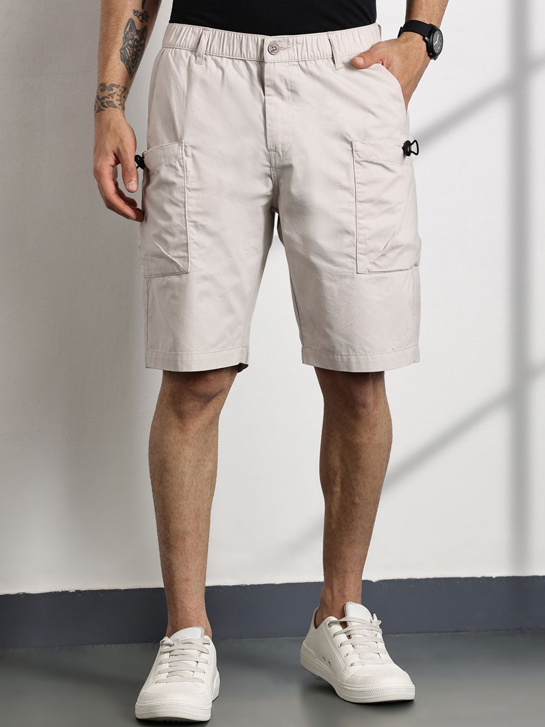 

Thomas Scott Men Relaxed Fit Mid-Rise Cotton Cargo Shorts, Beige