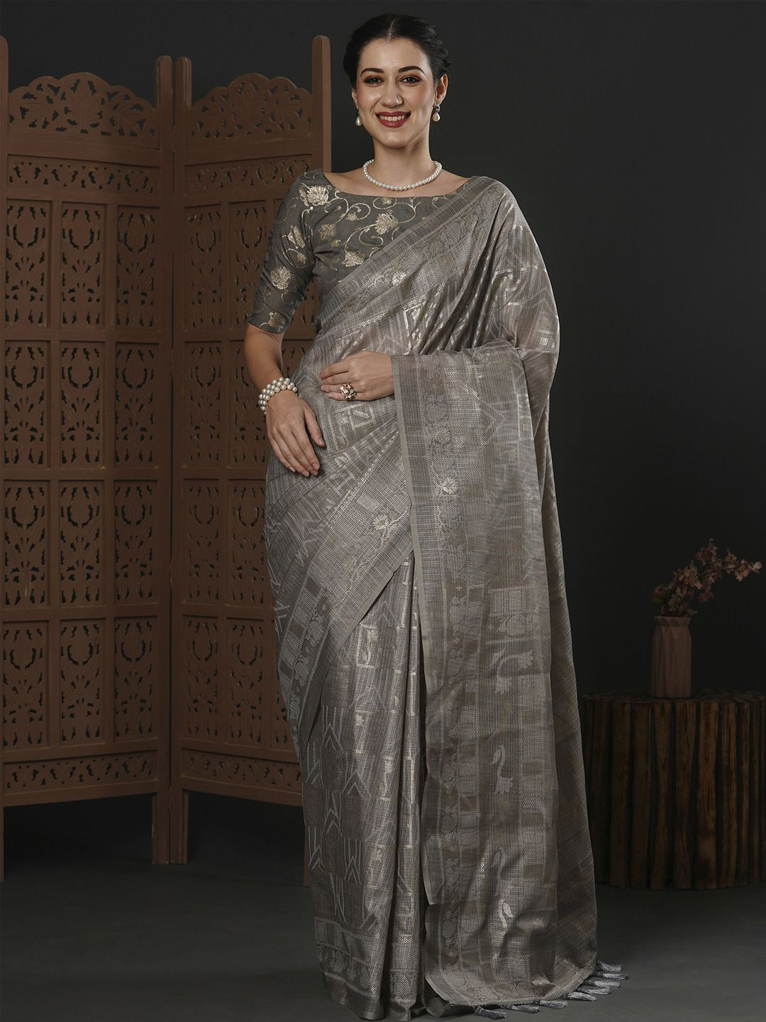 

Mitera Woven Design Zari Saree, Grey