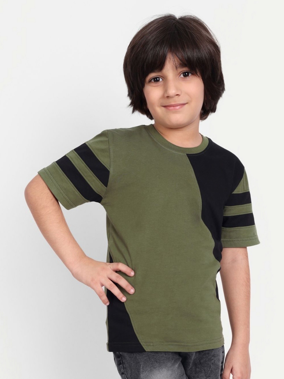 

Provogue Boys Colourblocked T-shirt, Olive