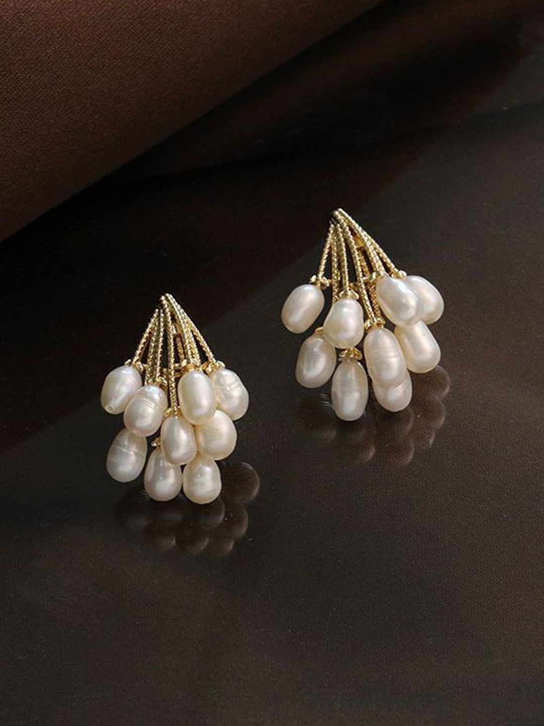 

BEYTER Sterling Silver Classic Pearl Studs, Gold