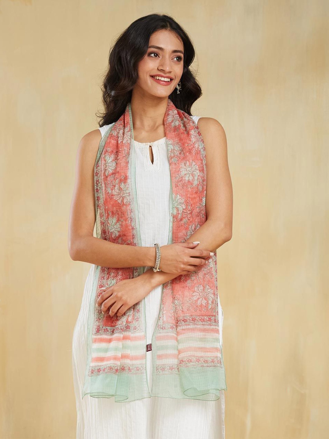 

Fabindia Women Printed Stole, Peach