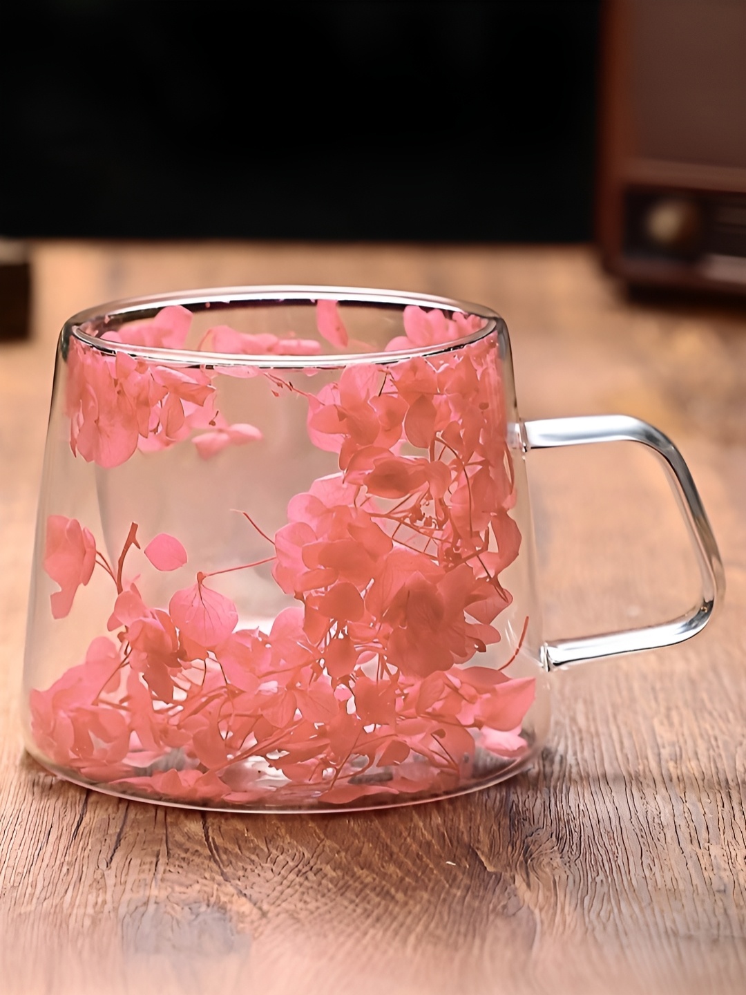 

BonZeaL Peach Borosilicate Glass Transparent Finish Mug With Dried Flower