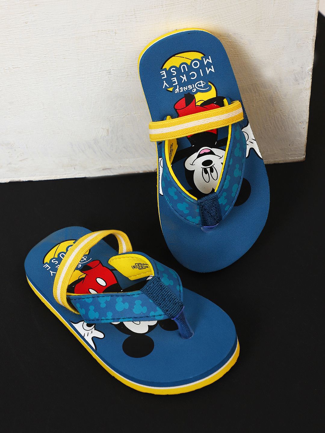 

Kids Ville Boys Mickey & Friends Printed Thong Flip-Flops, Blue