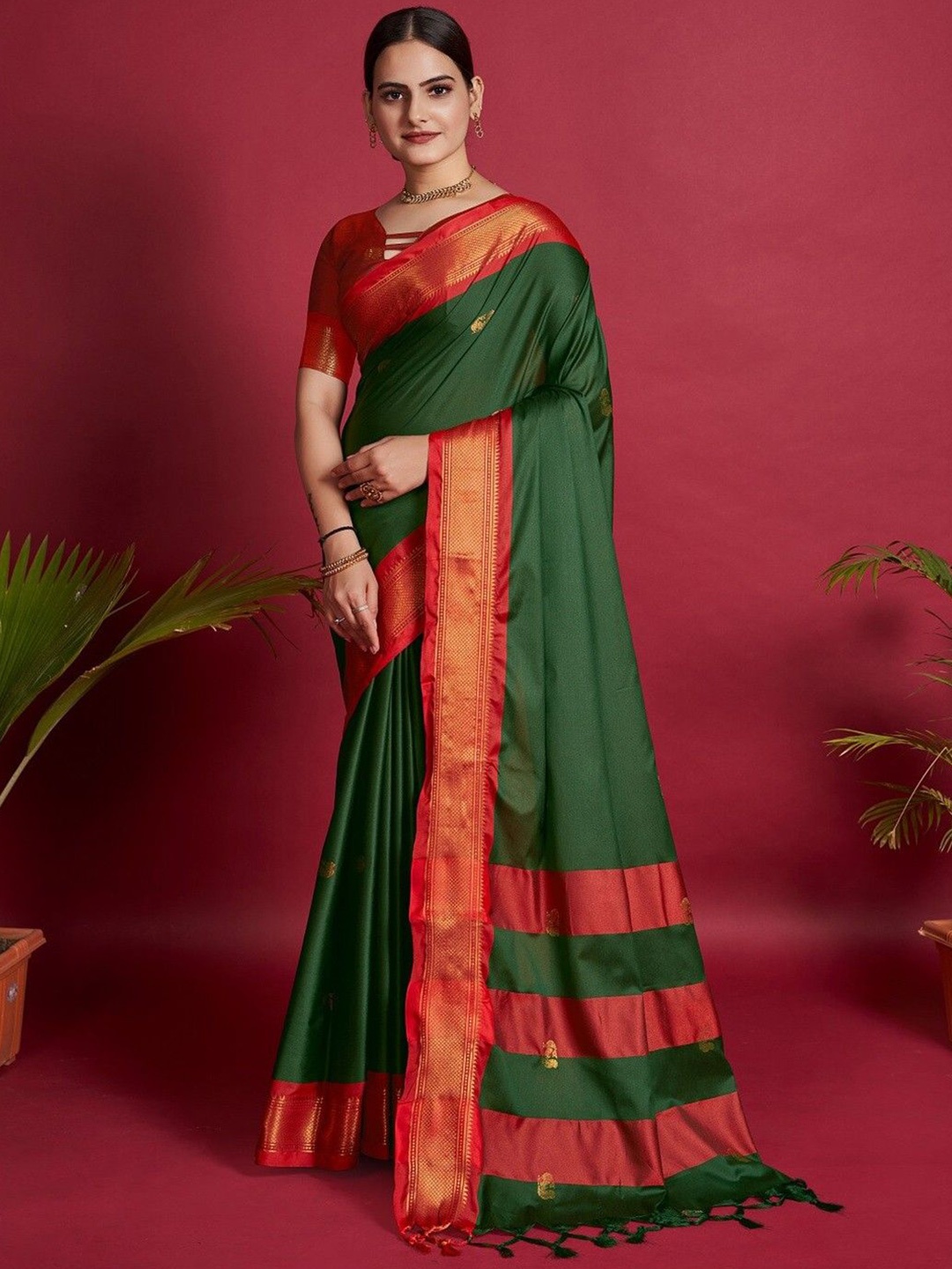 

SILKWEAR Ethnic Motifs Zari Silk Cotton Ikat Saree, Green