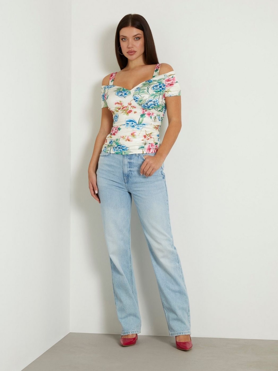 

GUESS Floral Print Sweetheart Neck Cold-Shoulder Top, White