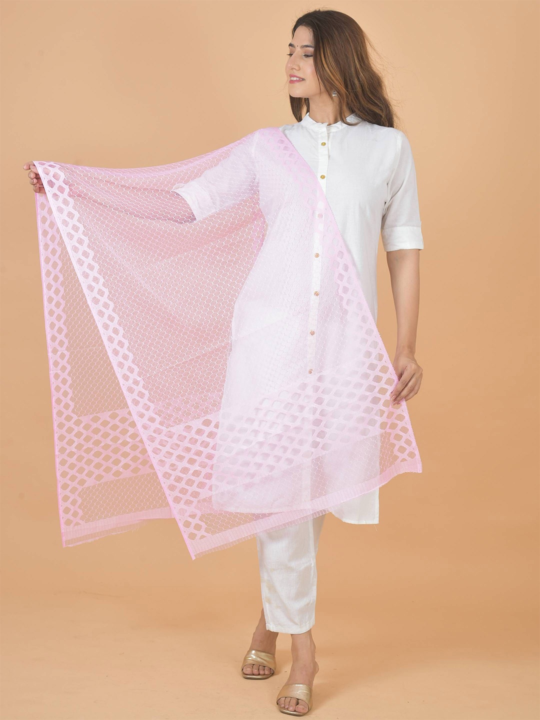 

LA FEMINAE Geometric Woven Design Dupatta, Pink