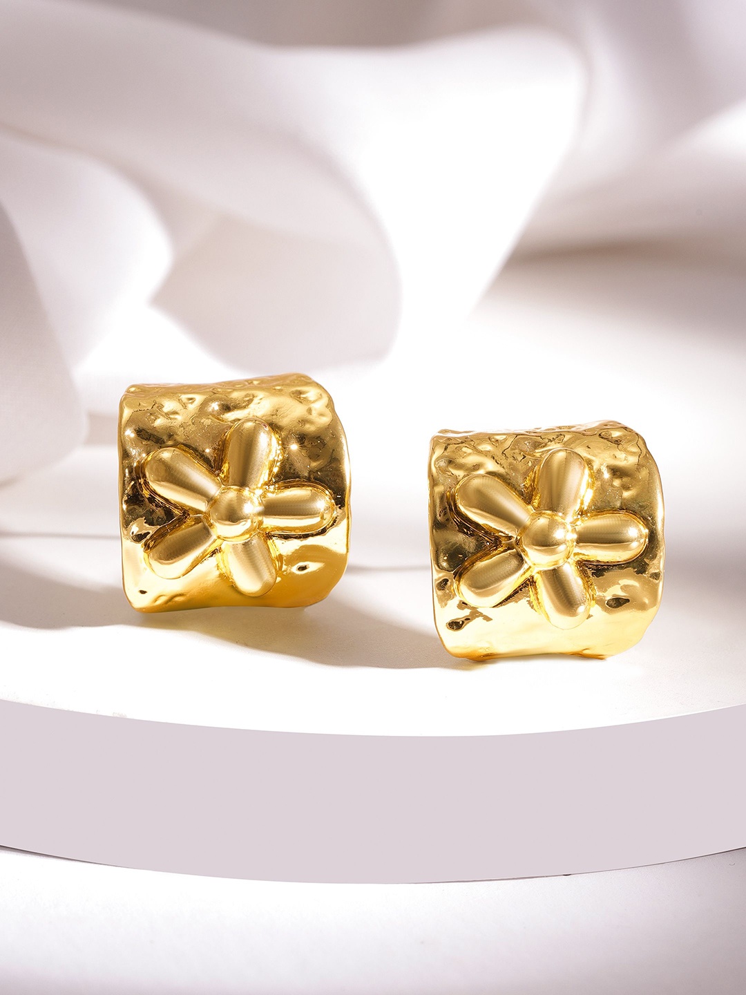 

Rubans 18K Gold-Plated Floral Motif Textured Stainless Steel Studs