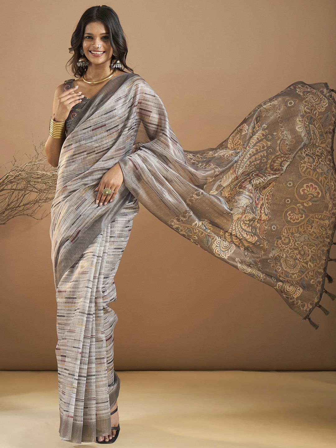 

Mitera Zari Organza Block Print Saree, Grey